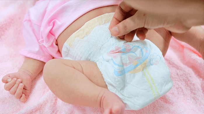 Trẻ sơ sinh đóng bỉm nhiều có tốt không? 1