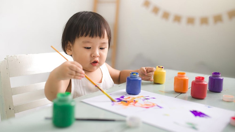 Gợi ý trò chơi vận động tinh kích thích toàn diện cho trẻ 1