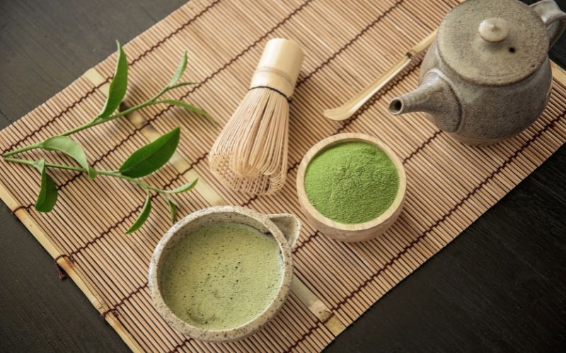 Vì sao pha matcha bị đóng cặn? Cách lỗi thường gặp khi pha matcha 2