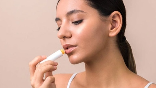 Viêm môi dị ứng là gì? Phương pháp điều trị viêm môi dị ứng 4