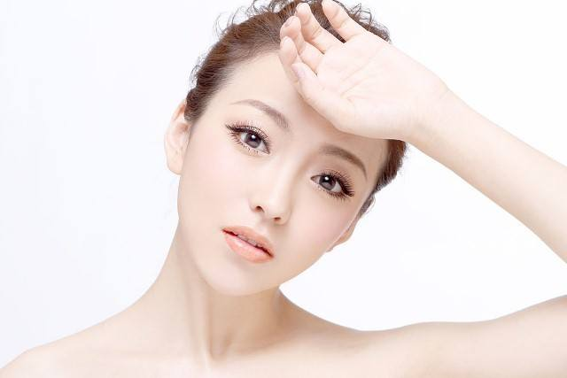 Cách xông hơi bằng lá lốt đơn giản tại nhà 1