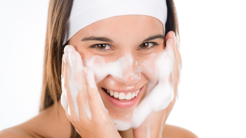 Xông hơi hoa hồng: Bí quyết làm đẹp da mặt từ thiên nhiên 3